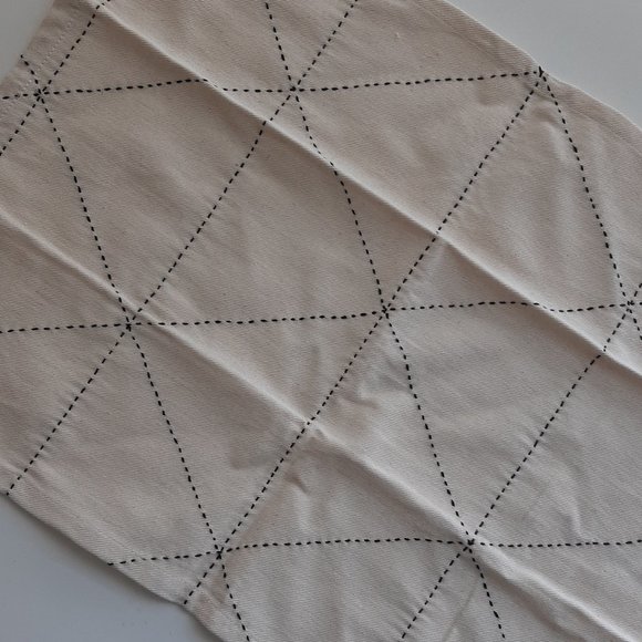 ANCHAL - Graph Placemat - Bone - Set of 2 - Picture 2 of 3